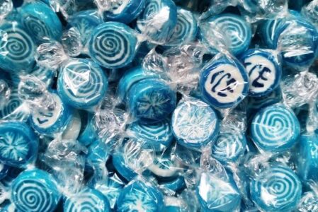 Cukierki Roksy Ice Mini Lizaczki Miętowe – 1,5kg.