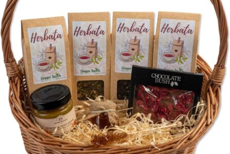 Green Touch Kosz Prezentowy Z Herbatą Czekoladą I Innymi