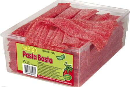 Haribo Pasta Basta Erdbeer Sour Kwaśne Truskawkowe Paski 150 Sztuk W Pudełku
