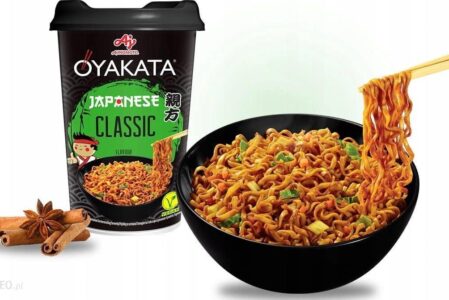 Zupka Błyskawiczna Japońska Clasic Cup 93g Oyakata