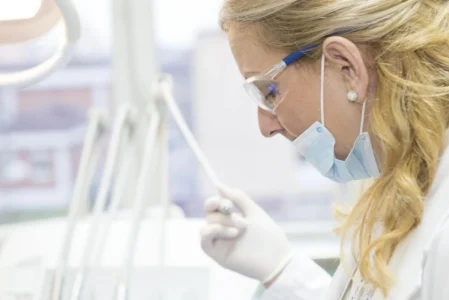 Polski dentysta w UK Nowoczesna opieka stomatologiczna blisko Ciebie